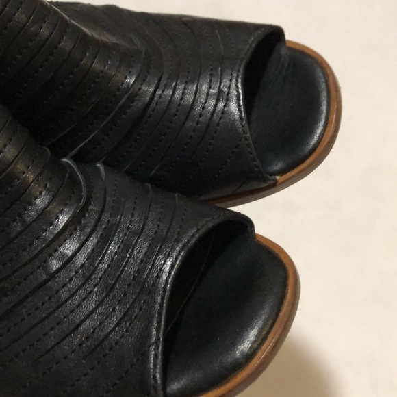 Paul Green Cayanne bootie - Picture 9 of 13